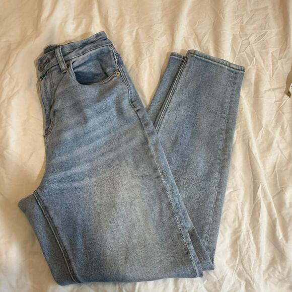 American Eagle Curvy Mom Jeans 00 Light Wash High Rise Denim - Picture 4 of 16